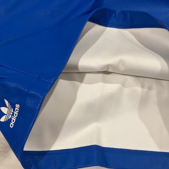 New Adidas faux leather blue mini skirt zipper 34 - Picture 5 of 6